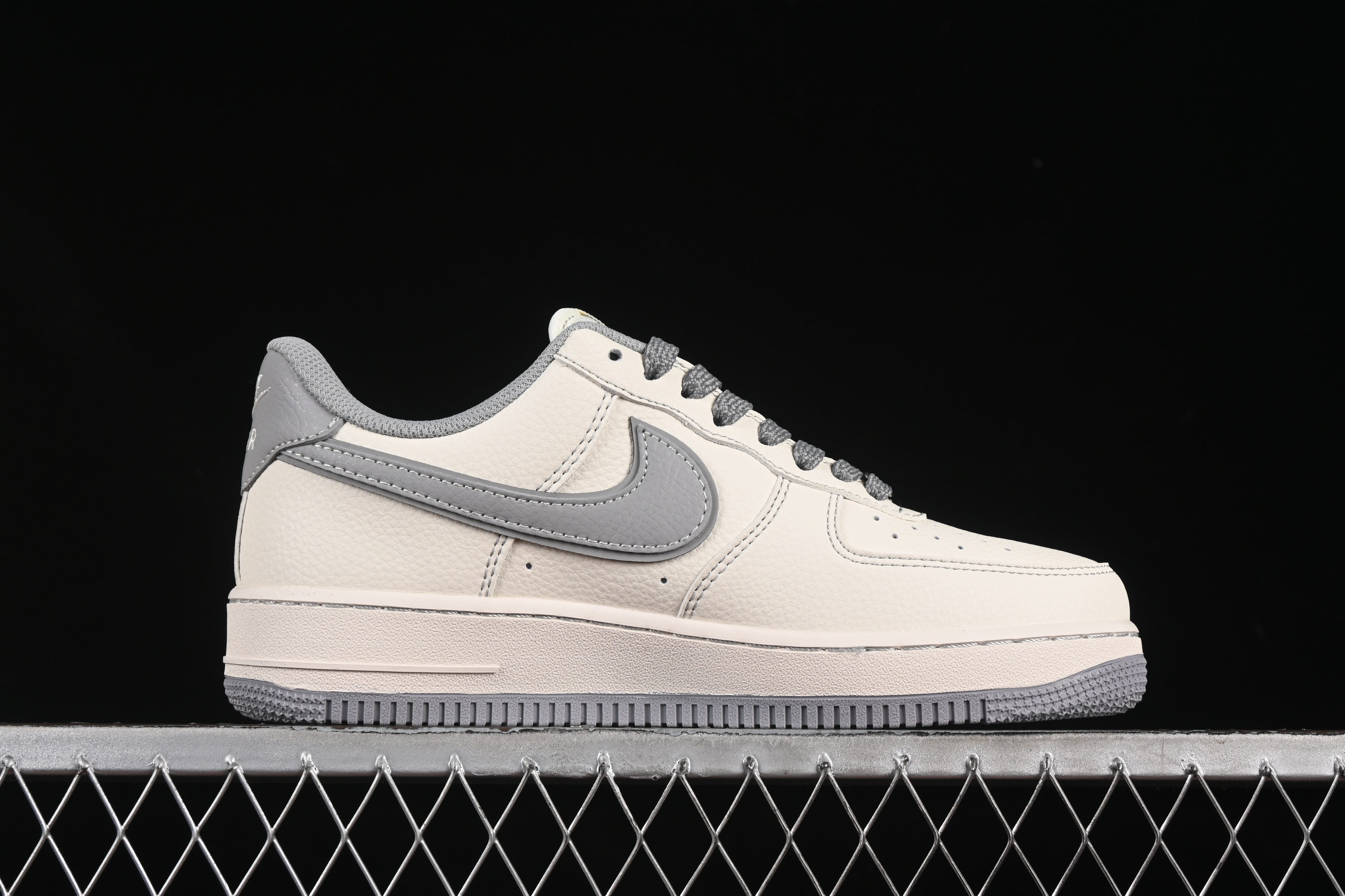 Nk Air Force 1