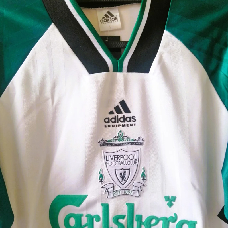 1993-1994 Liv  Away