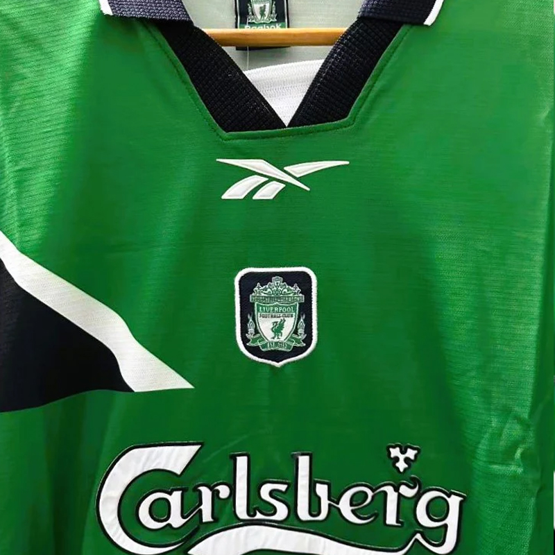 1999-2000  Liv  Away