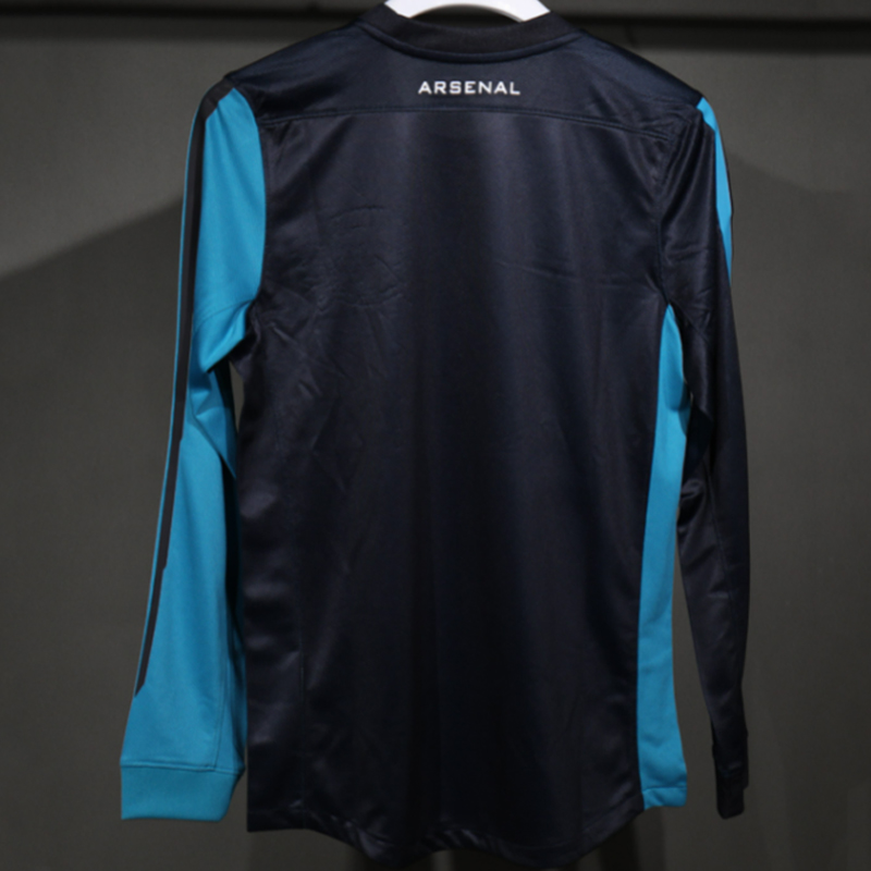 2011-2012 Arsenal Away Player