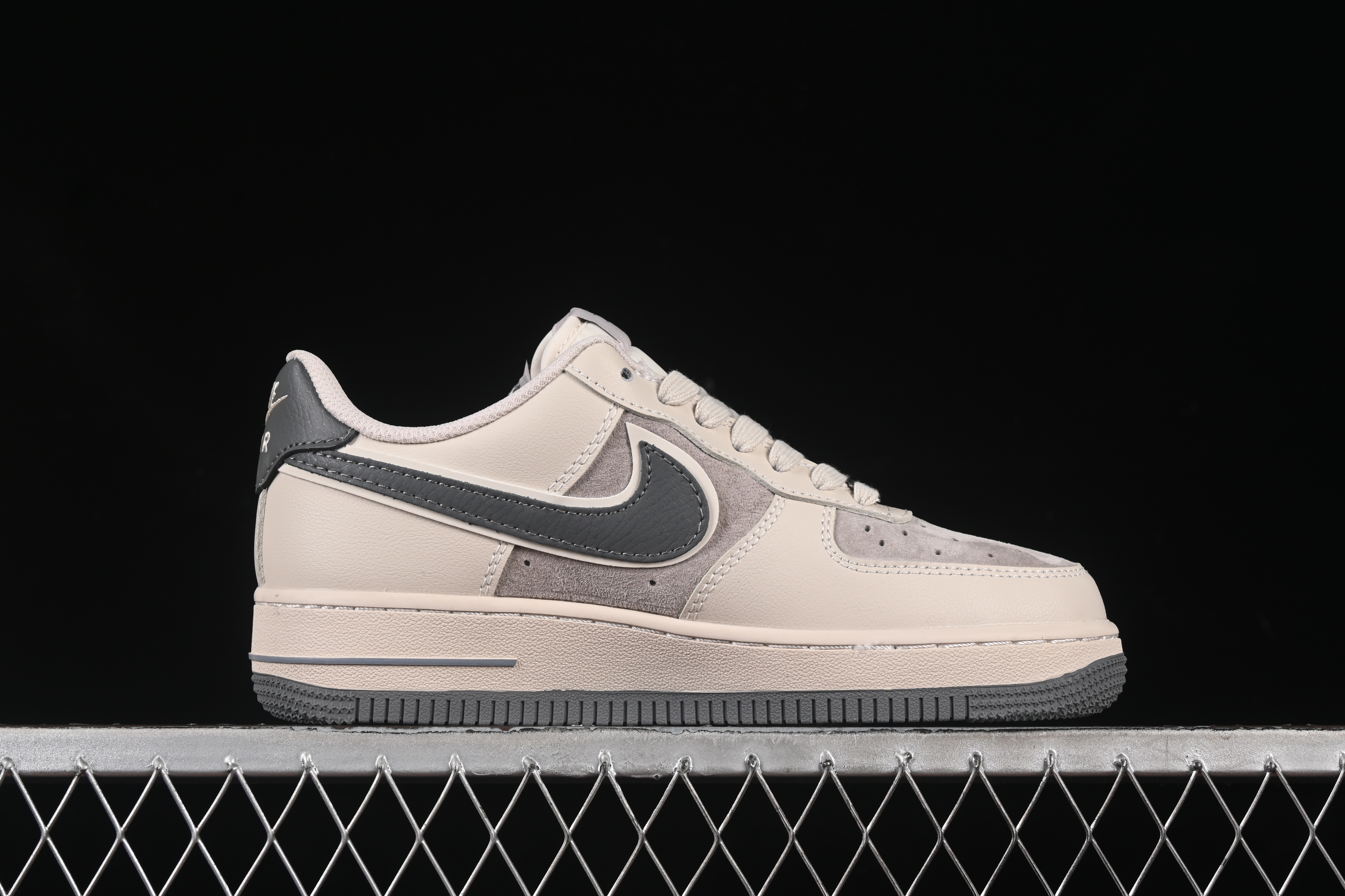 Nk Air Force 1