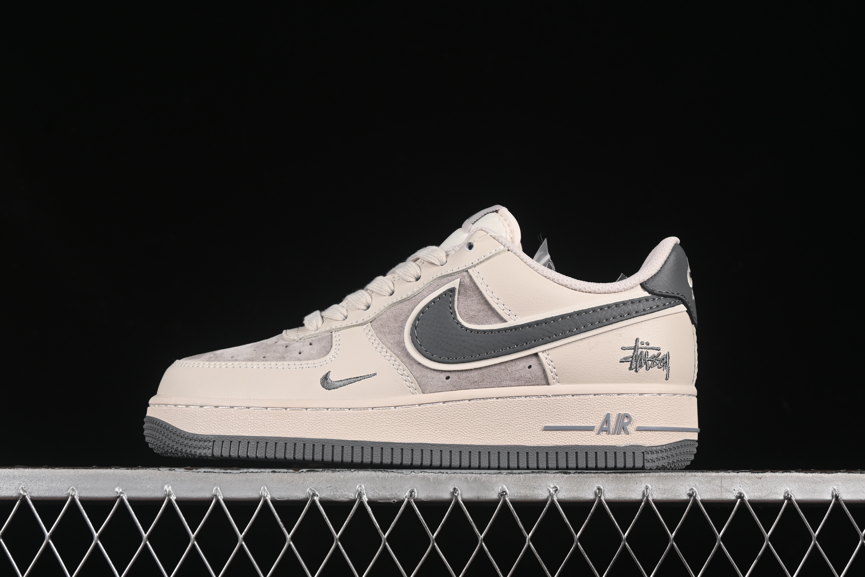 Nk Air Force 1