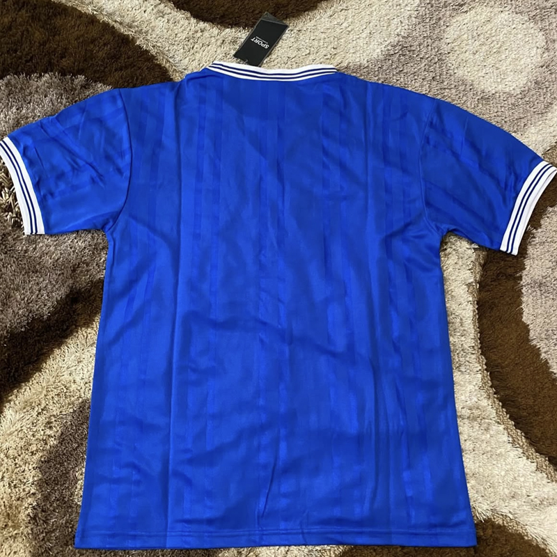 1985 Everton Home