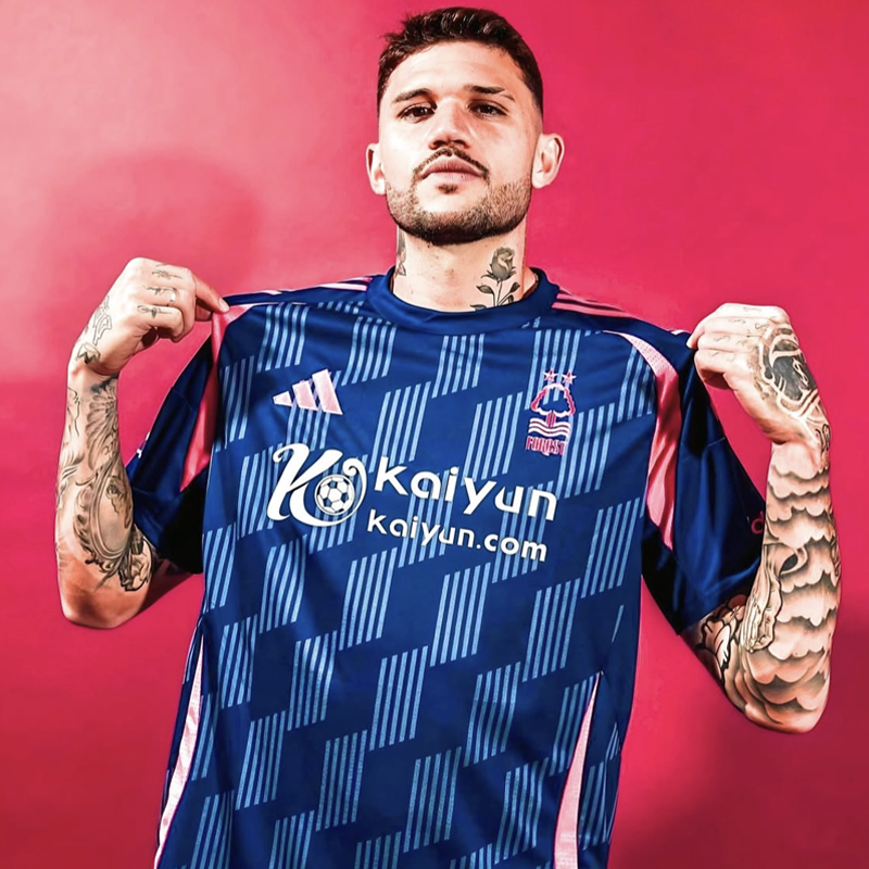 2024-2025 Nottingham Forest Away