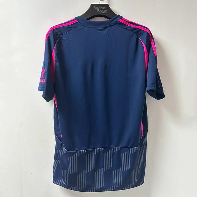 2024-2025 Nottingham Forest Away