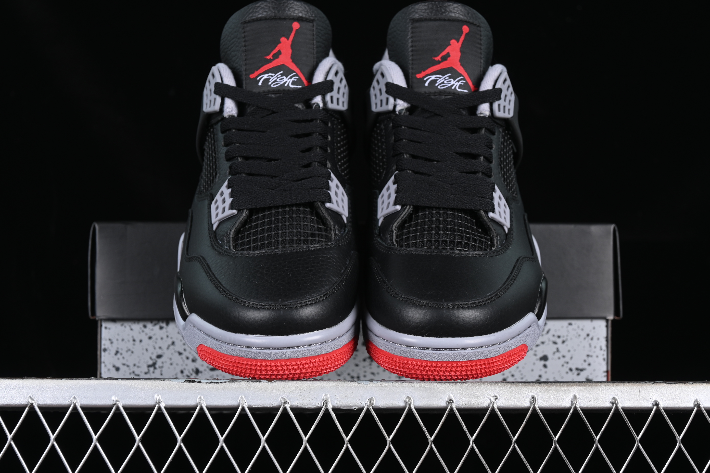 AJ4