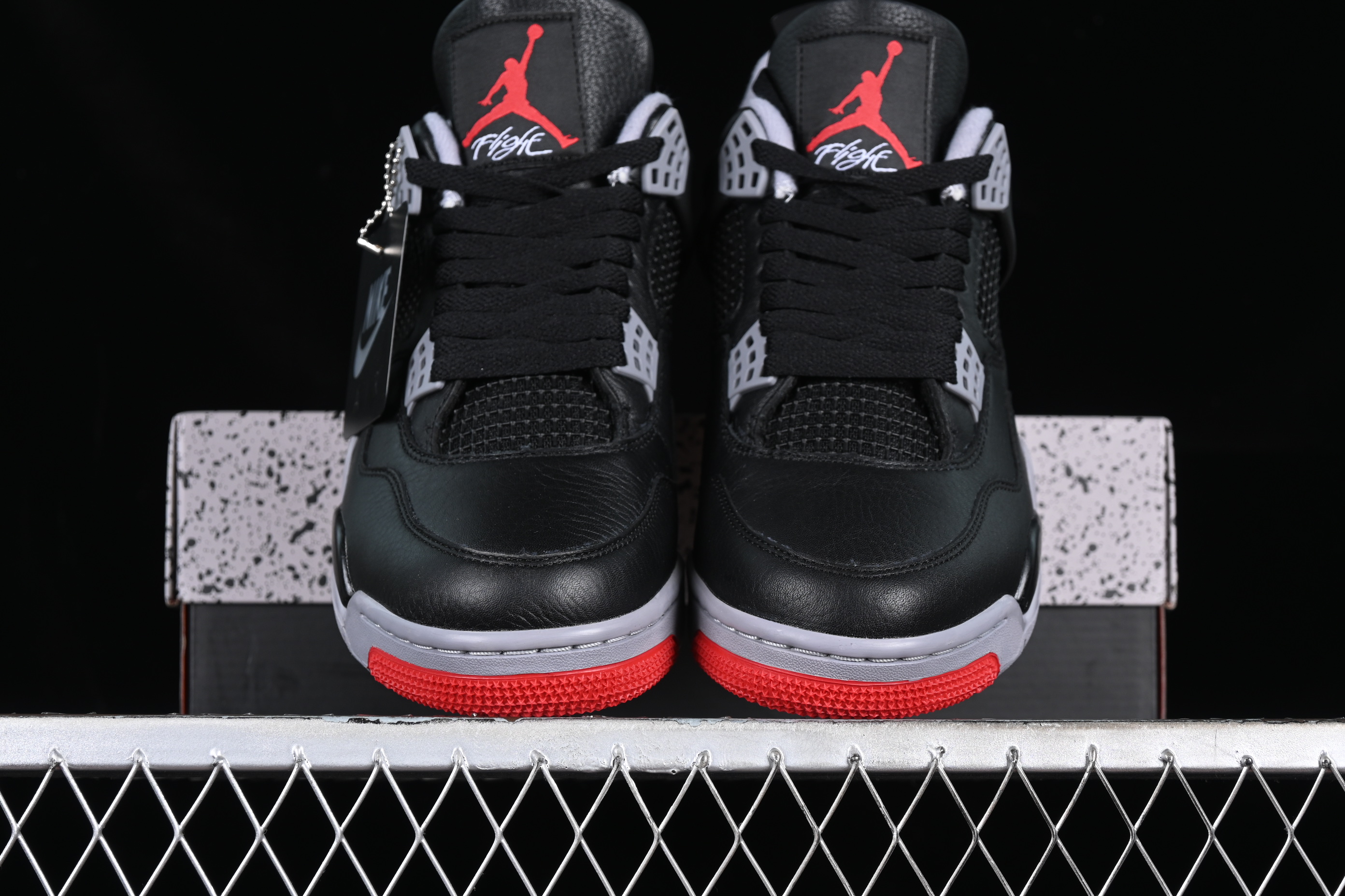 AJ4