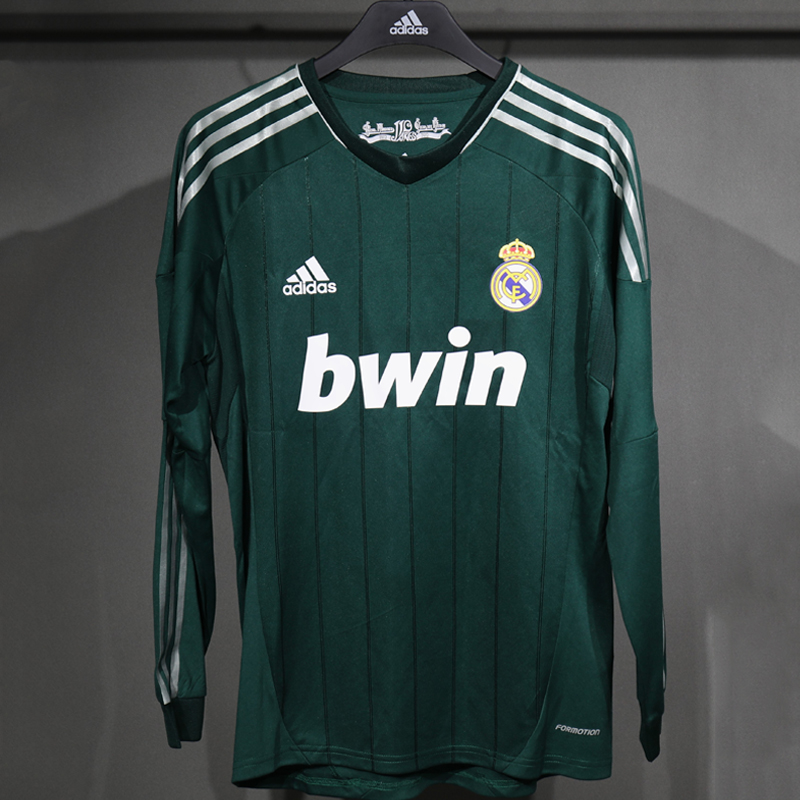 2012-2013 Real Madrid Third Player version