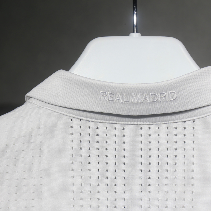 2016-2017 Real Madrid Home Player version