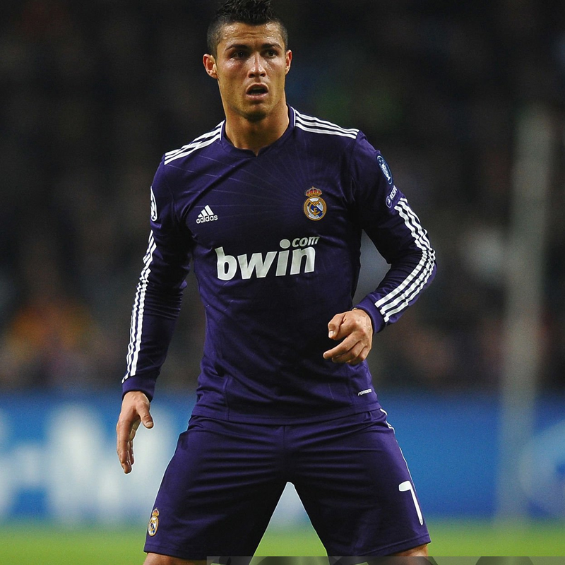 2010-2011 Real Madrid Third Player version