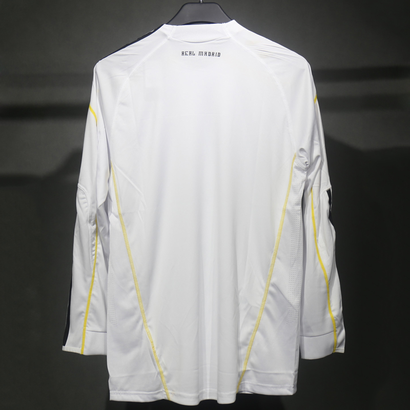 2009-2010 Real Madrid Home Player version