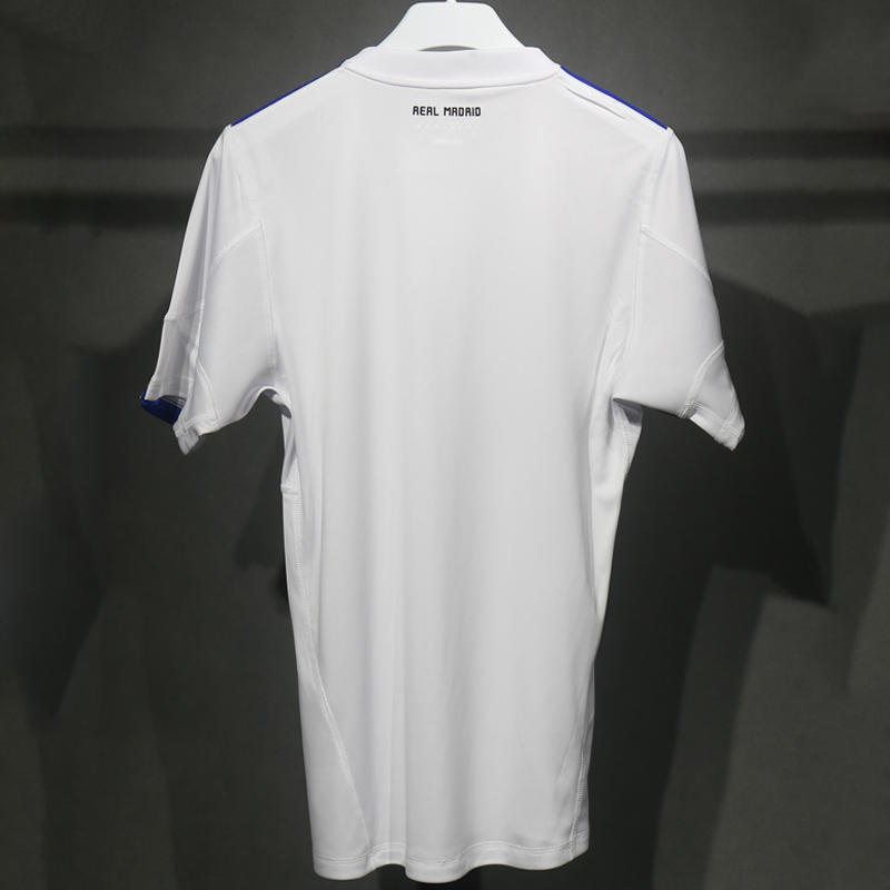 2010-2011 Real Madrid Home Player version