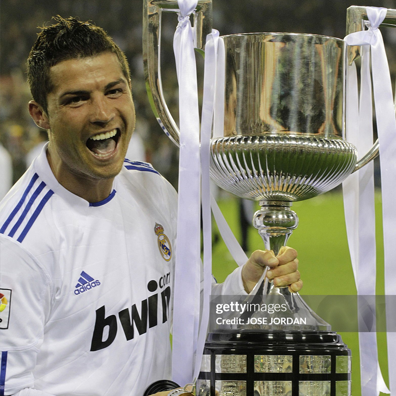 2010-2011 Real Madrid Home Player version