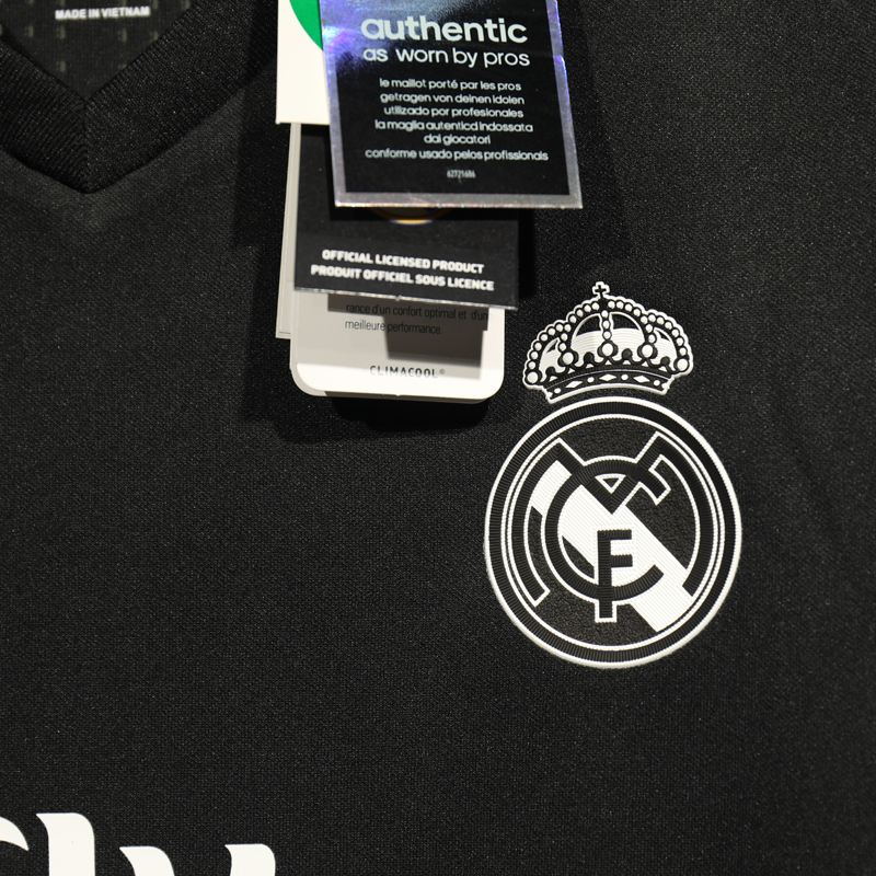 2016-2017 Real Madrid Away Player version LS