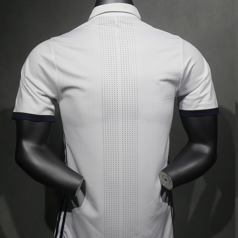 2016-2017 Real Madrid Home Player version
