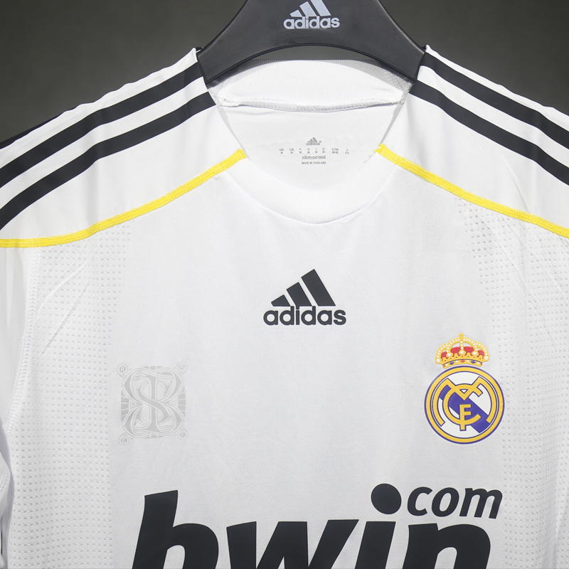 2009-2010 Real Madrid Home Player version
