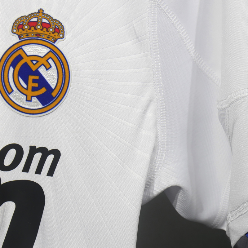 2010-2011 Real Madrid Home Player version