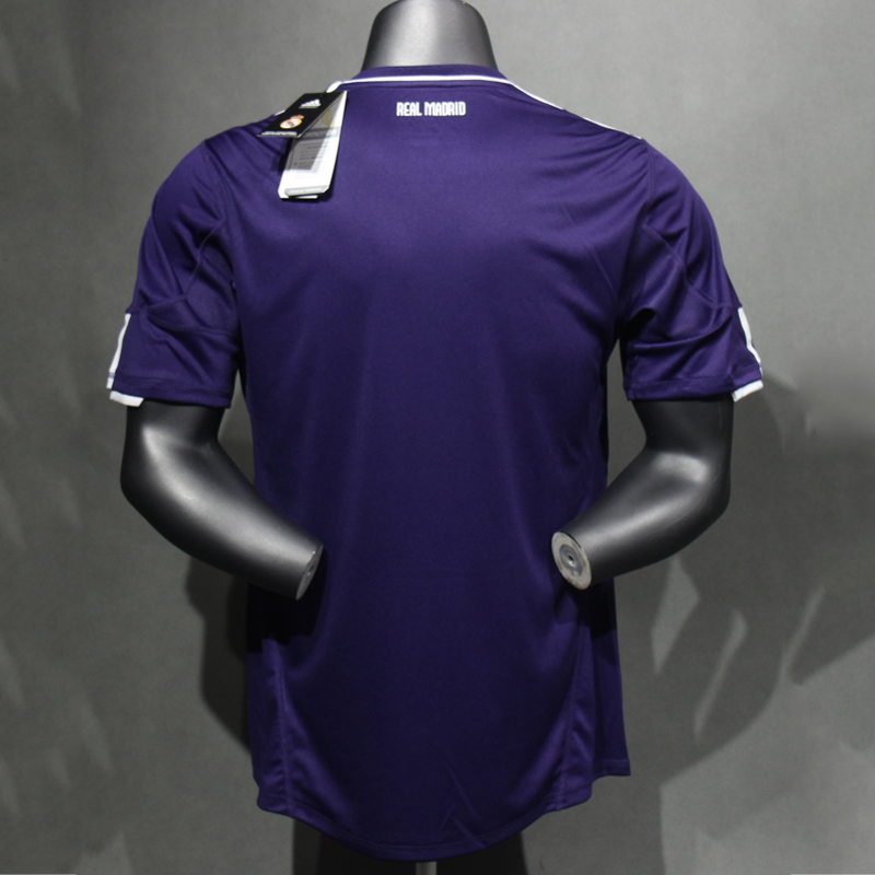 2010-2011 Real Madrid Third Player version