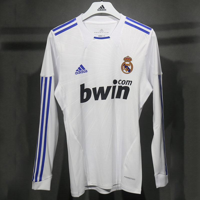 2010-2011 Real Madrid Home Player version