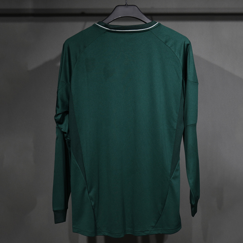 2012-2013 Real Madrid Third Player version