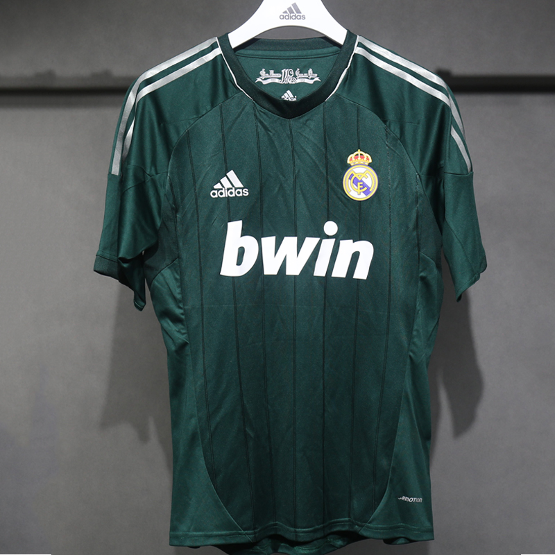 2012-2013 Real Madrid Third Player version