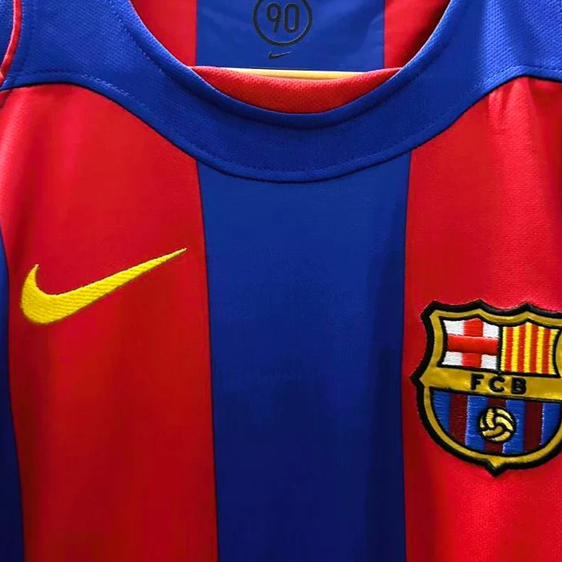 2004-2005 (Barcelona) Home