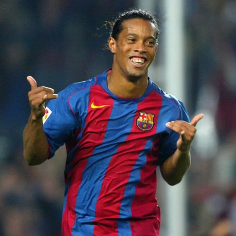 2004-2005 (Barcelona) Home