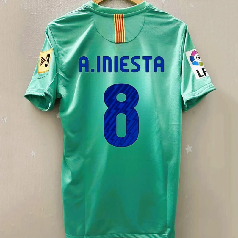 2010-2011 (Barcelona) Away