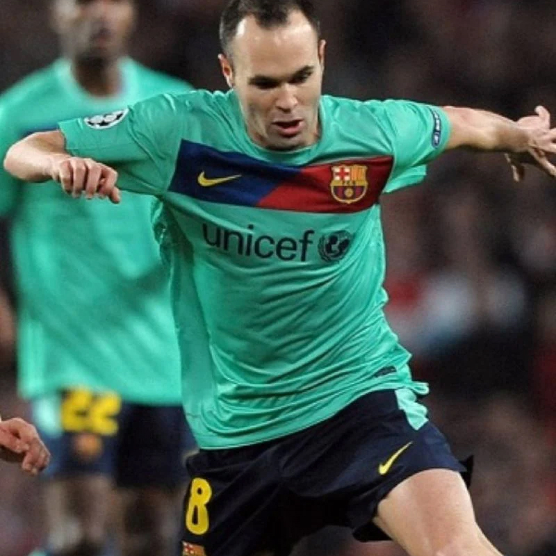 2010-2011 (Barcelona) Away