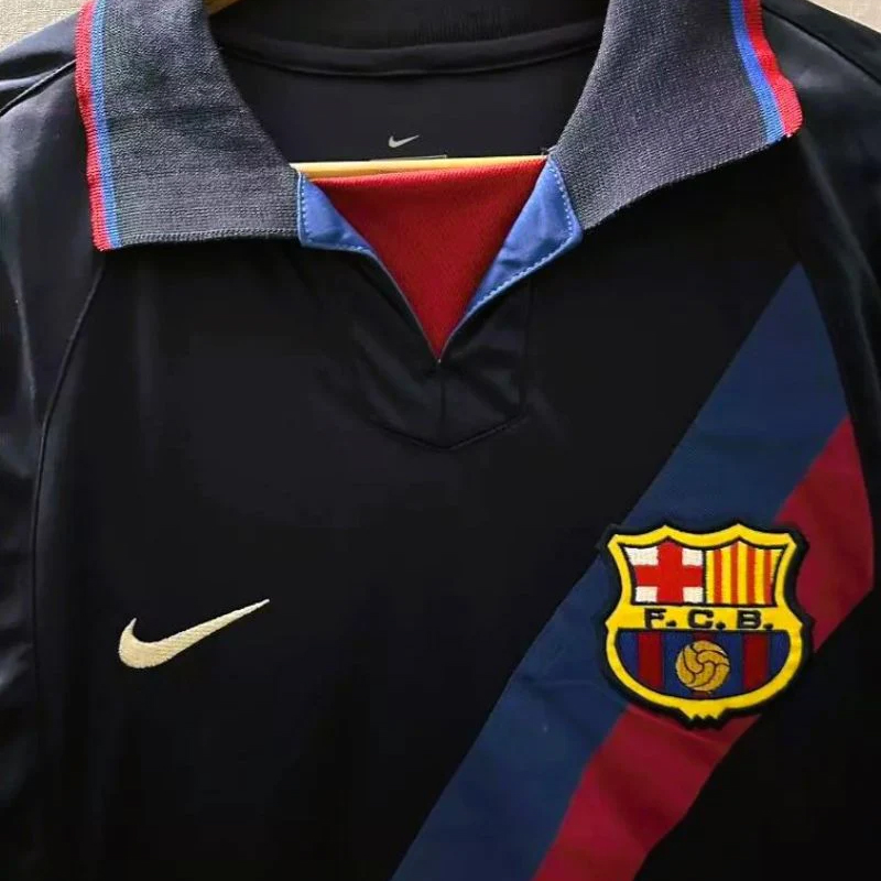 2003-2004 (Barcelona) Third
