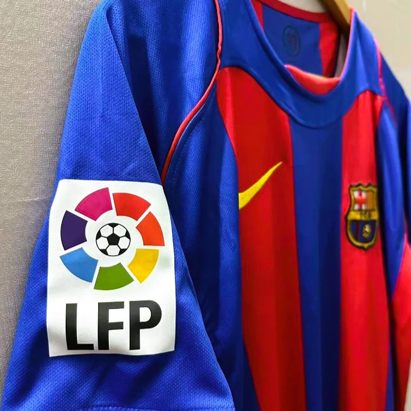 2004-2005 (Barcelona) Home