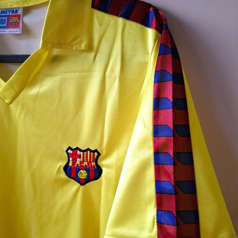 1983-1984 (Barcelona) Away