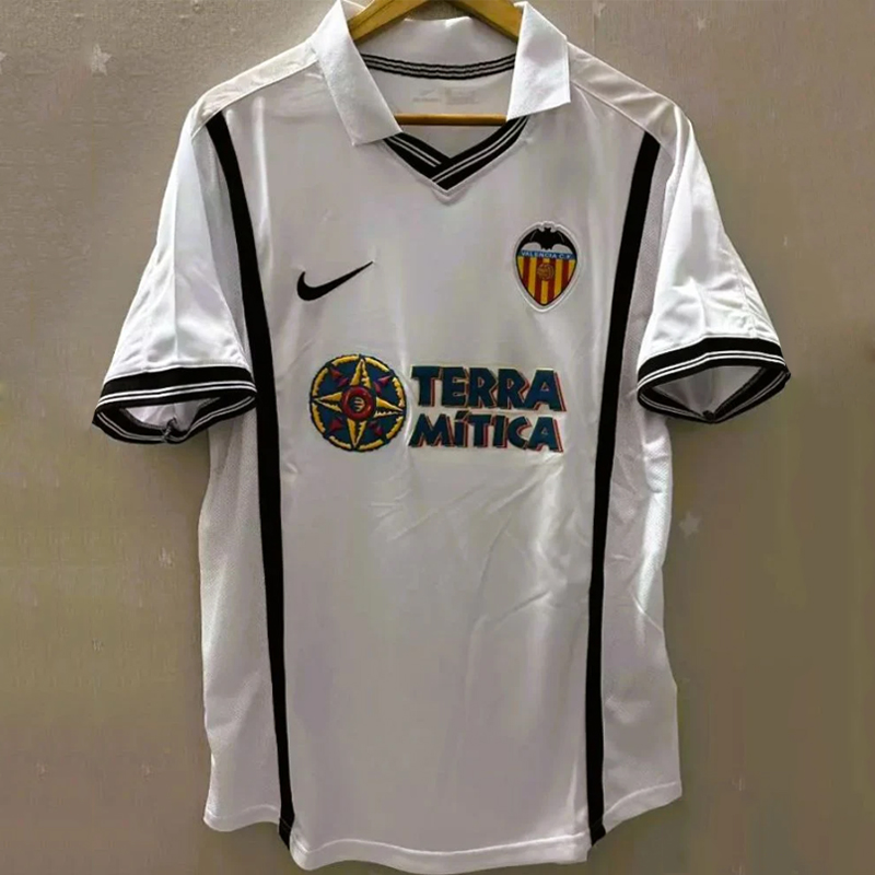 2001-2002 (Valencia) Home