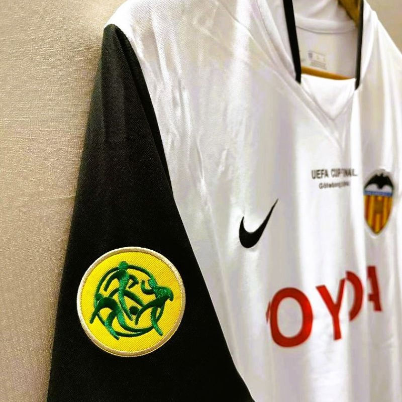 2003-2004 (Valencia) Home