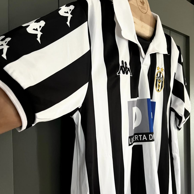 1999-2000 (Juventus) Home