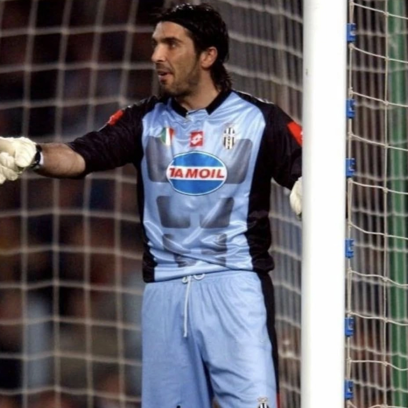 2002-2003 (Juventus) goalkeeper