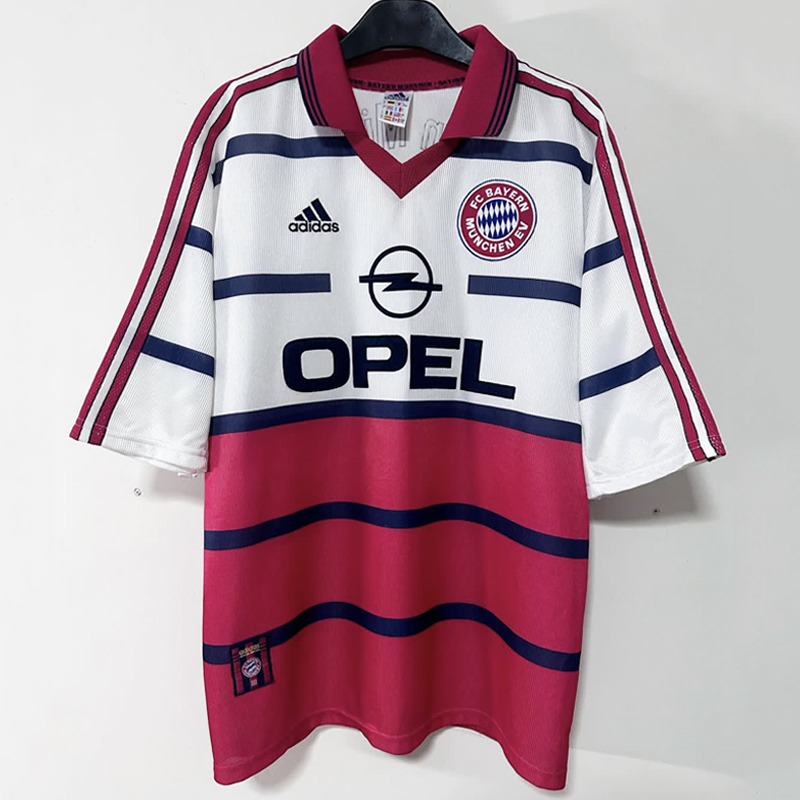 1998-2000 Bayern Munich Third