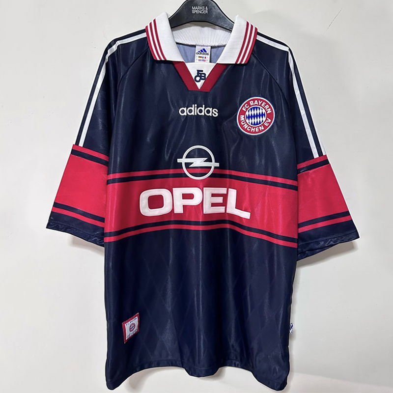 1997-1999 Bayern Munich Away