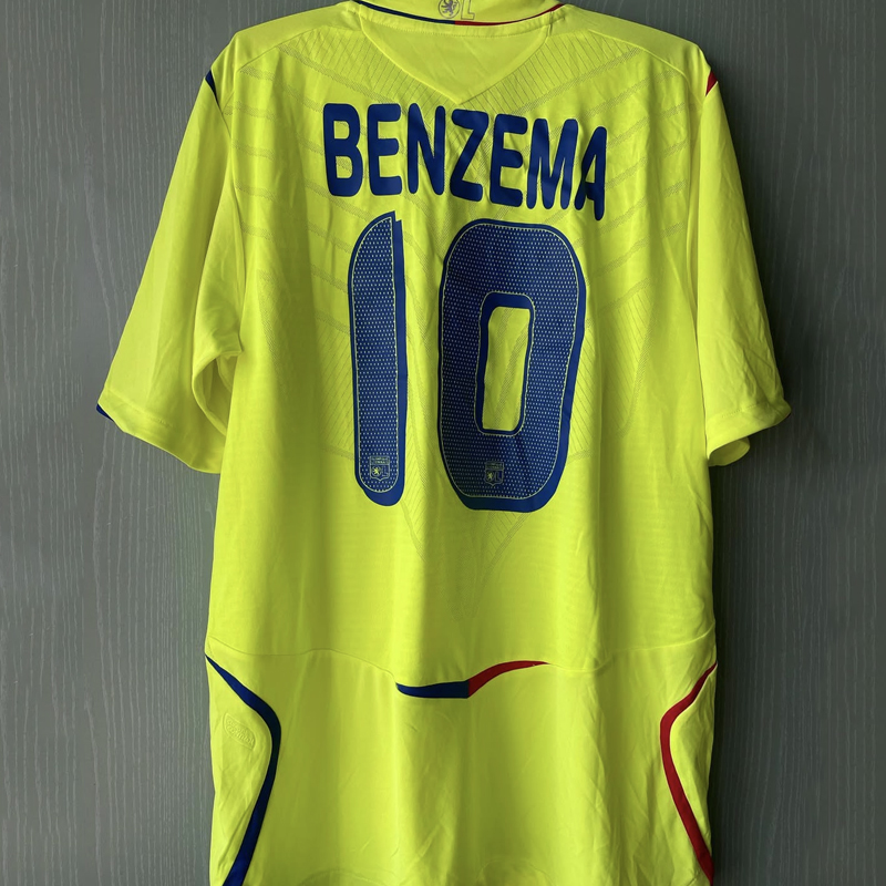 2008-2009  Olympique Lyon Away