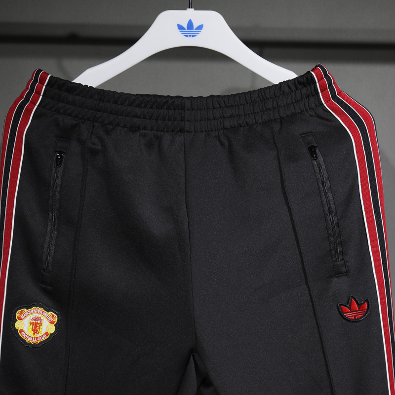 2025-2026 Manchester United black   jacket