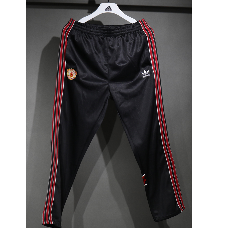 2025-2026 Manchester United  jackets
