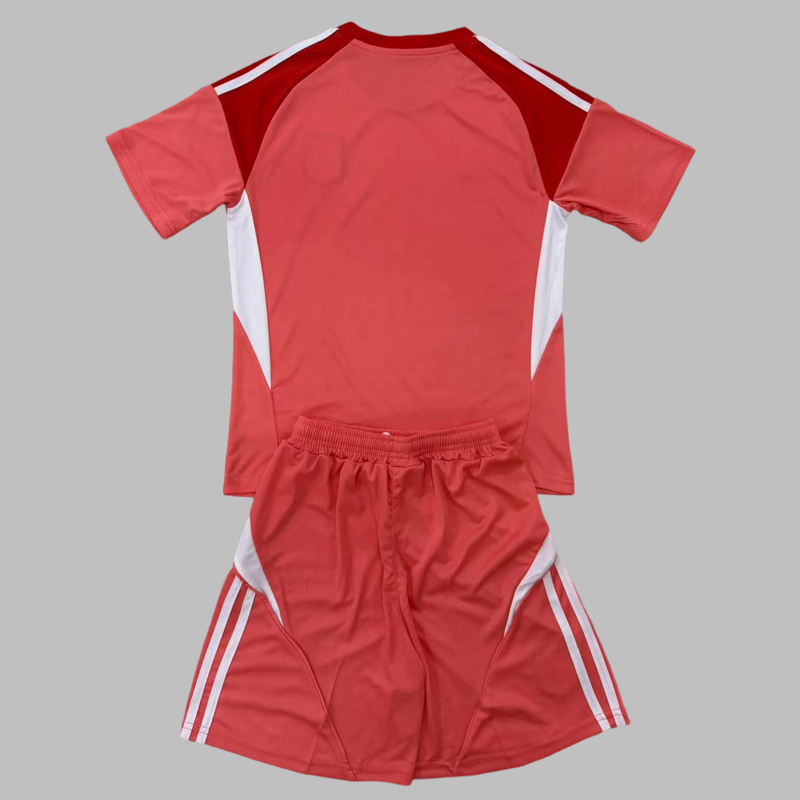 2025-2026 Aston Villa Goalkeeper  kids