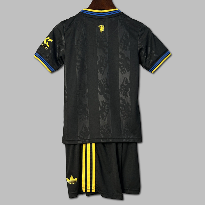 2025-2026 Manchester United third kids