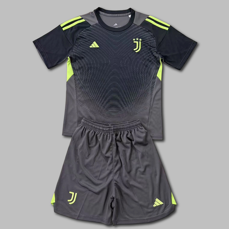2025-2026 Juventus Goalkeeper Kids