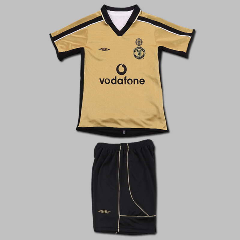 2001 - 2002 Manchester United 100th Kids