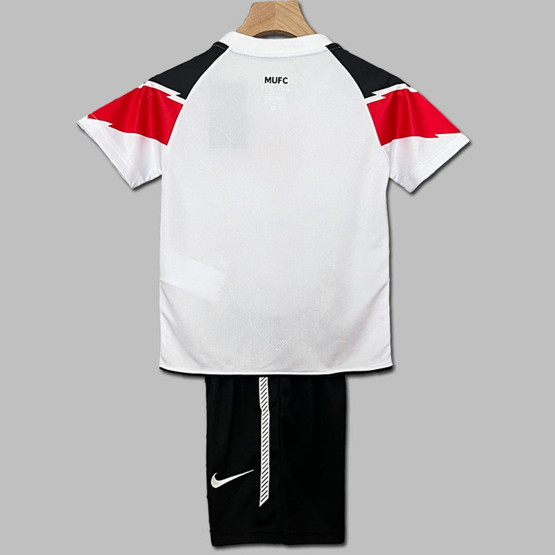 2010 - 2011 Manchester United UCL Away  Kids