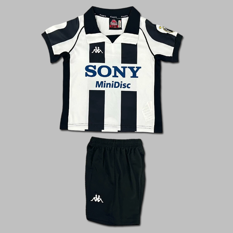 1997-1998 Juventus Home jersey Kids
