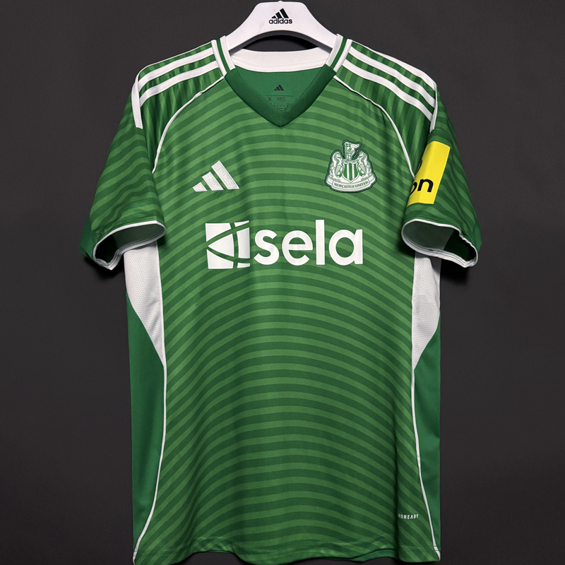 2025-2026 Newcastle Goalkeeper