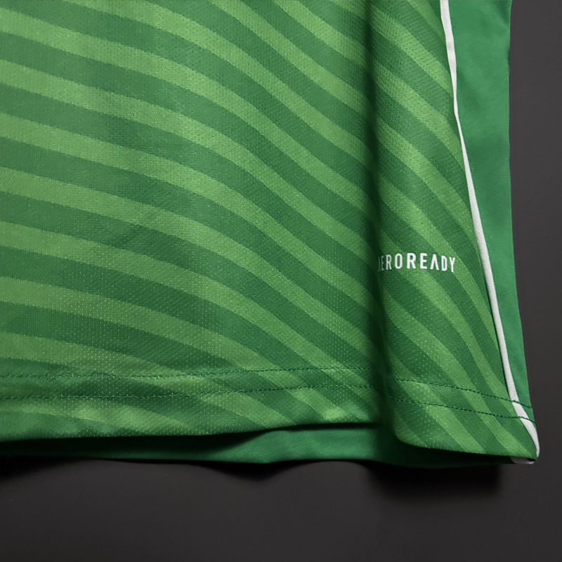 2025-2026 Newcastle Goalkeeper