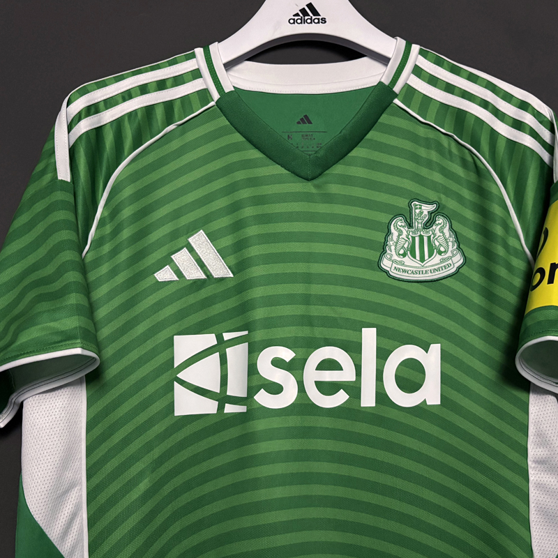 2025-2026 Newcastle Goalkeeper